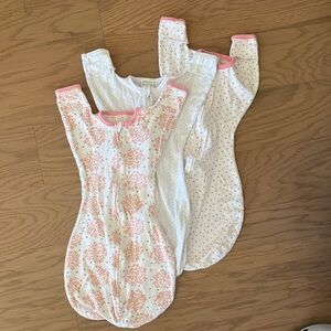 Swaddle Designs 3-6 months (M) Baby Girl Pink/White Floral Sleep Sacks - 3 Pack